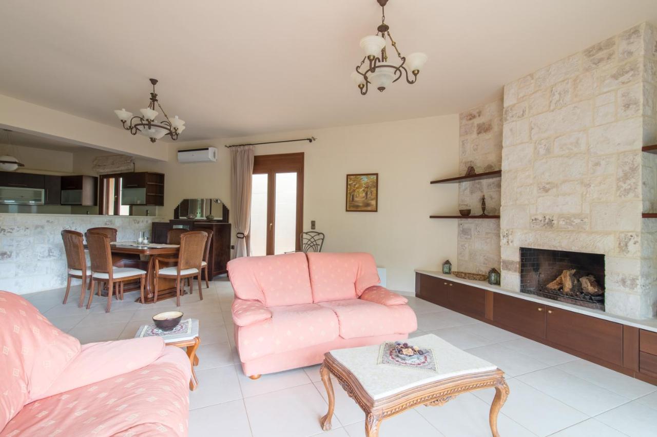 Heraklion Comfy House With Mountain View Εξωτερικό φωτογραφία
