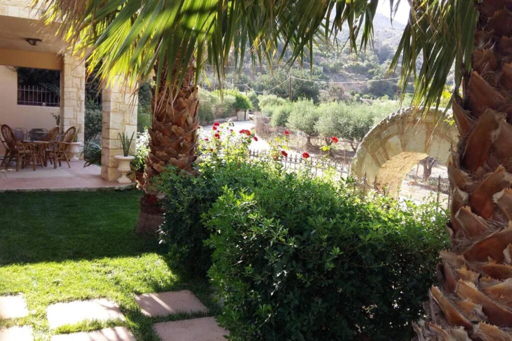 Heraklion Comfy House With Mountain View Εξωτερικό φωτογραφία