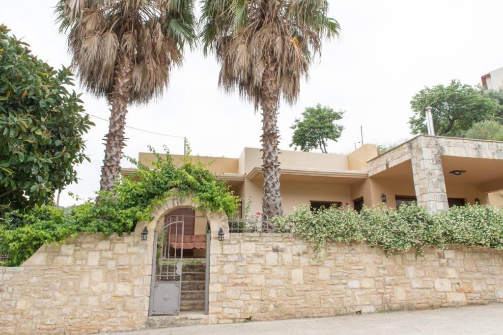 Heraklion Comfy House With Mountain View Εξωτερικό φωτογραφία