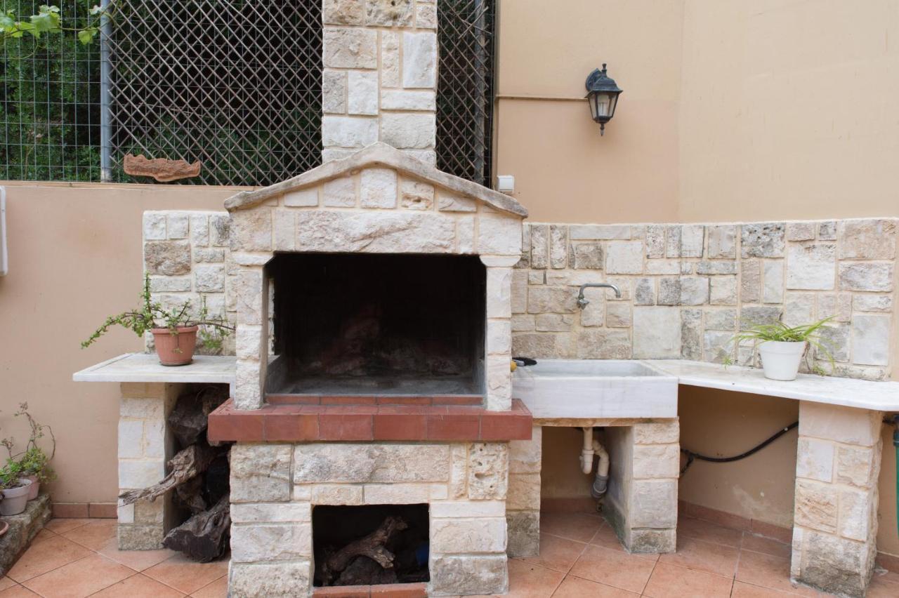 Heraklion Comfy House With Mountain View Εξωτερικό φωτογραφία