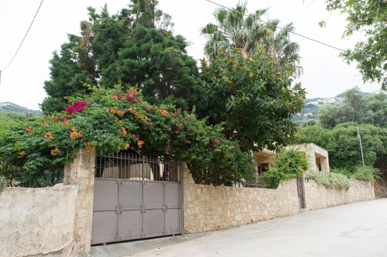 Heraklion Comfy House With Mountain View Εξωτερικό φωτογραφία