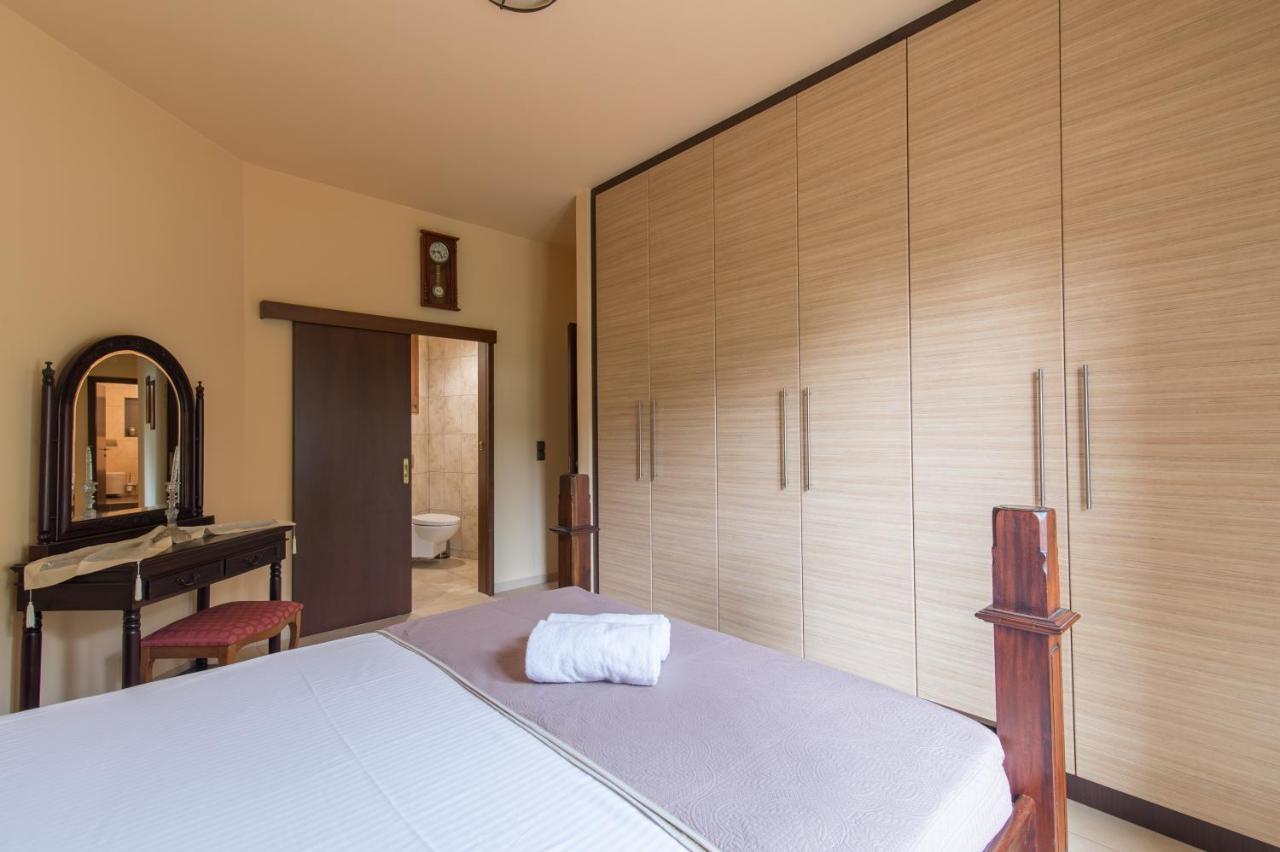 Heraklion Comfy House With Mountain View Εξωτερικό φωτογραφία